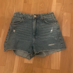 Shorts  - Har använd en gång men den är för liten nu❤️🥰