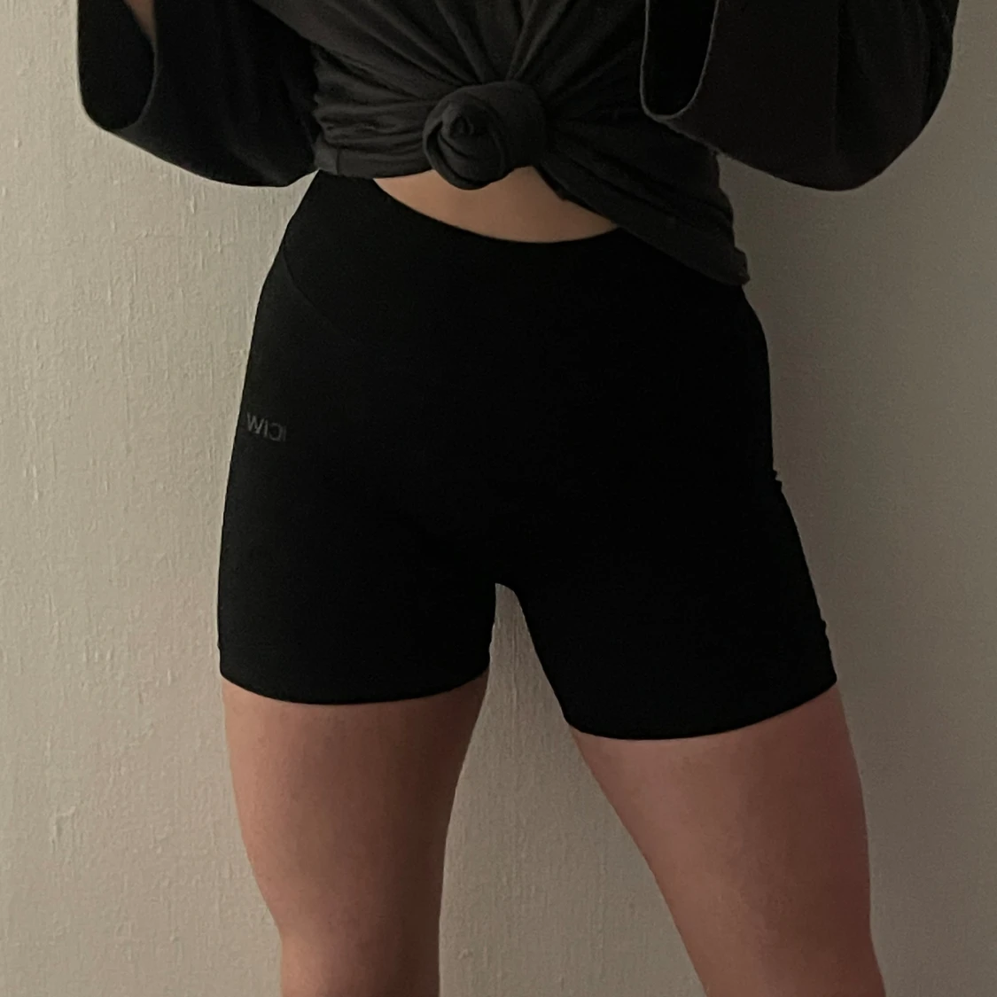 ICIW scrunch shorts - 91