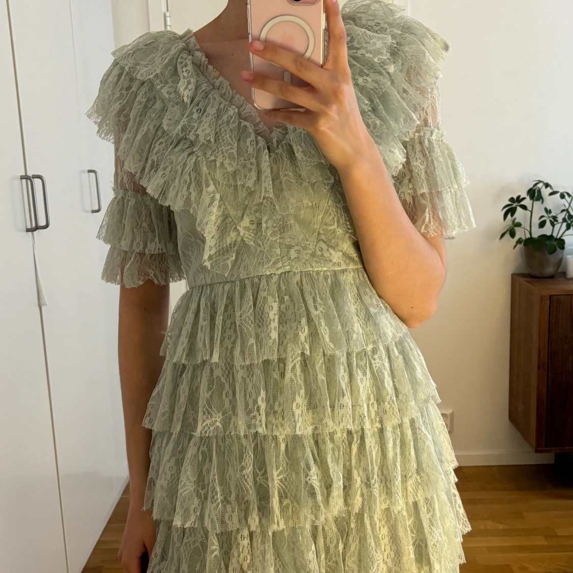 BY MALINA PISTACHO - 92