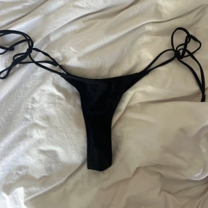 Bikinitrosor  - Helt nya bikini trosor i storlek S!!