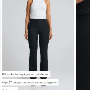 Kostymbyxor - Säljer mina kostymbyxor eftersom dem inte passar mer, den är i bra skick