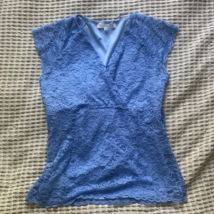 Blå Spetströja  - Jättefin blå Spetströja🩵🩵