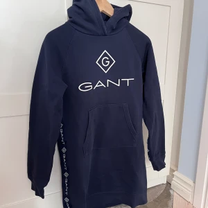 Gant klänningshoodie - Nyskick, skön gant klänning i hoodie material.