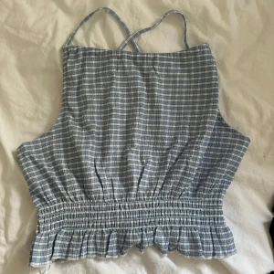 linne - fint linne från gina tricot, aldrig använt så i nyskick, storlek S