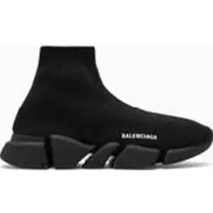 Balenciaga skor i helt ny skick bara använda några gånger funkar hur bra som helst. Pris kan diskuteras.