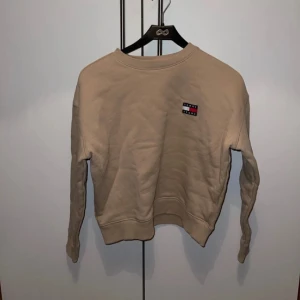 TommyHilfiger tröja - Tommyhilfiger tröja i bra skick. Strl Xs.