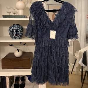 Säljer en helt ny by malina klänning med prislapp på! 