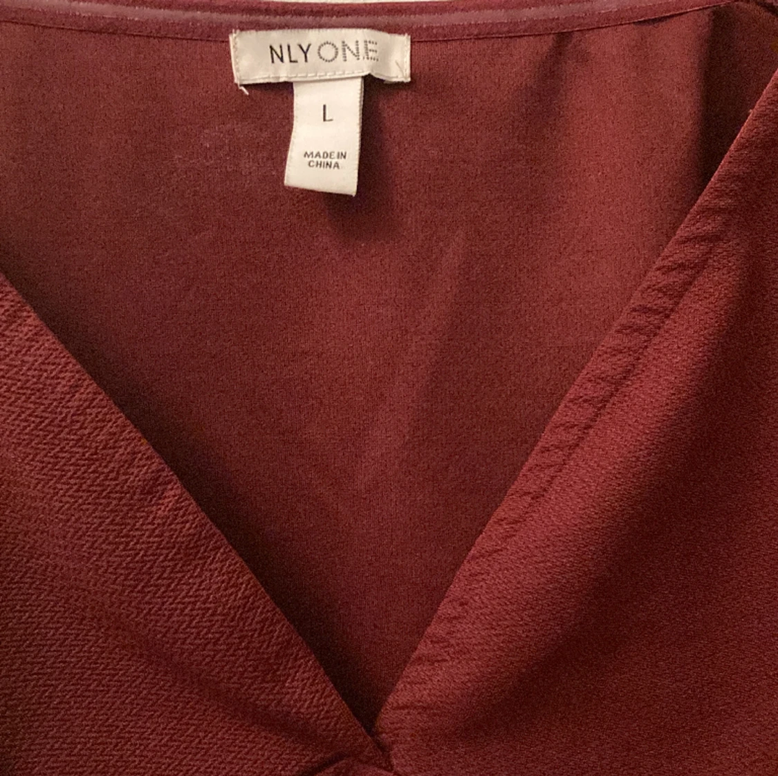 Vinröd tröja - 91
