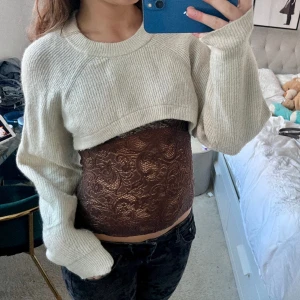 Bolero! - Snygg stickad bolero!