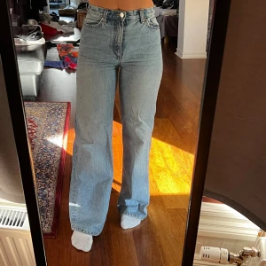 Jeans - Gamla favoriter från Monki. 