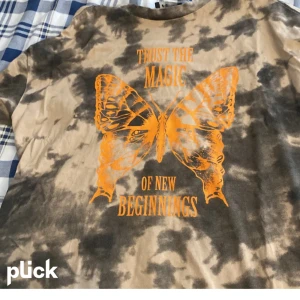 Y2K tröja  - säljer för inte min stil