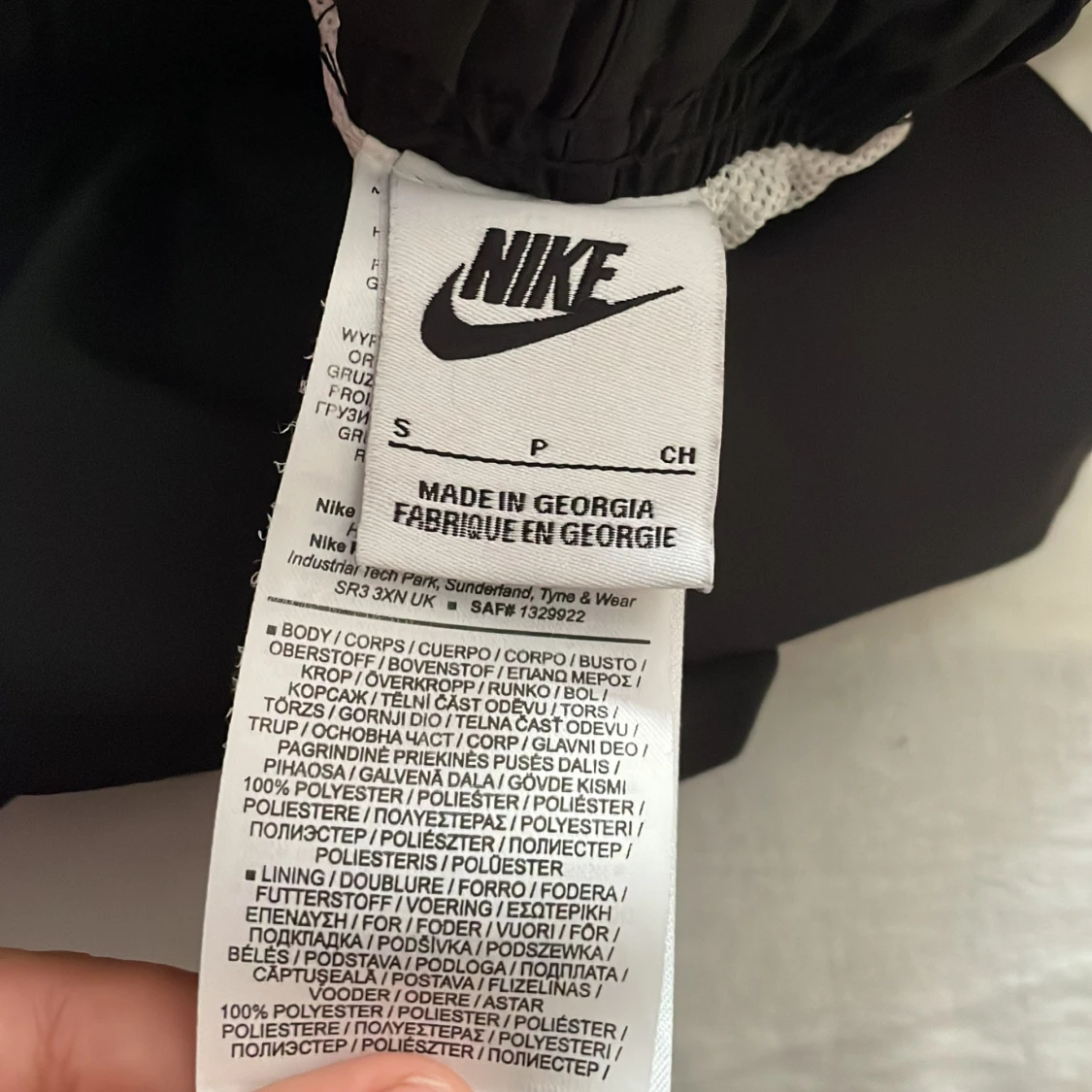 Säljer badbyxor - 91