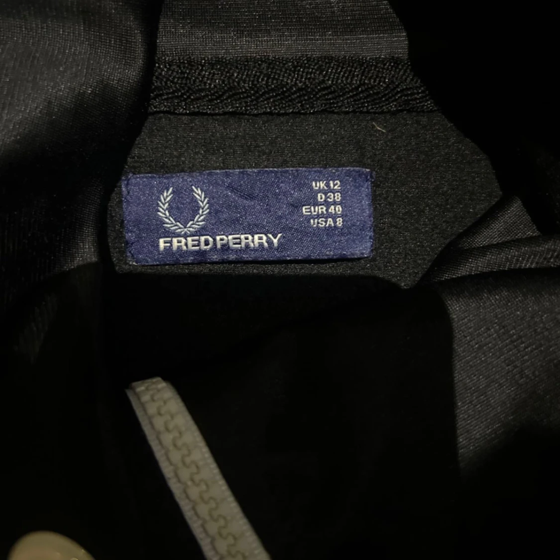 Fred Perry  - 90