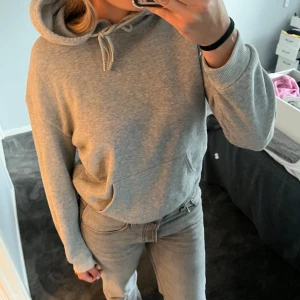 Jätte skön men lite kort i ärmarna - Använd få gånger 