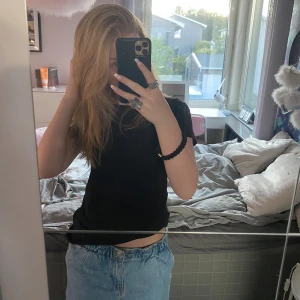 Jeanskjol - En superfin jeanskjol som inte kommer till någon användning! 