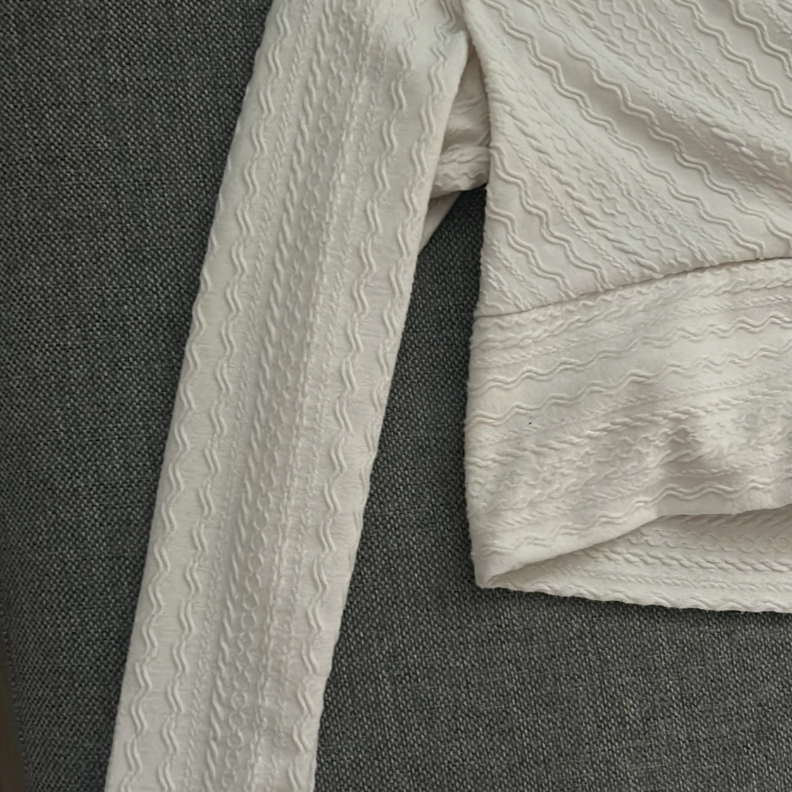 Vit långärmad!  - 90