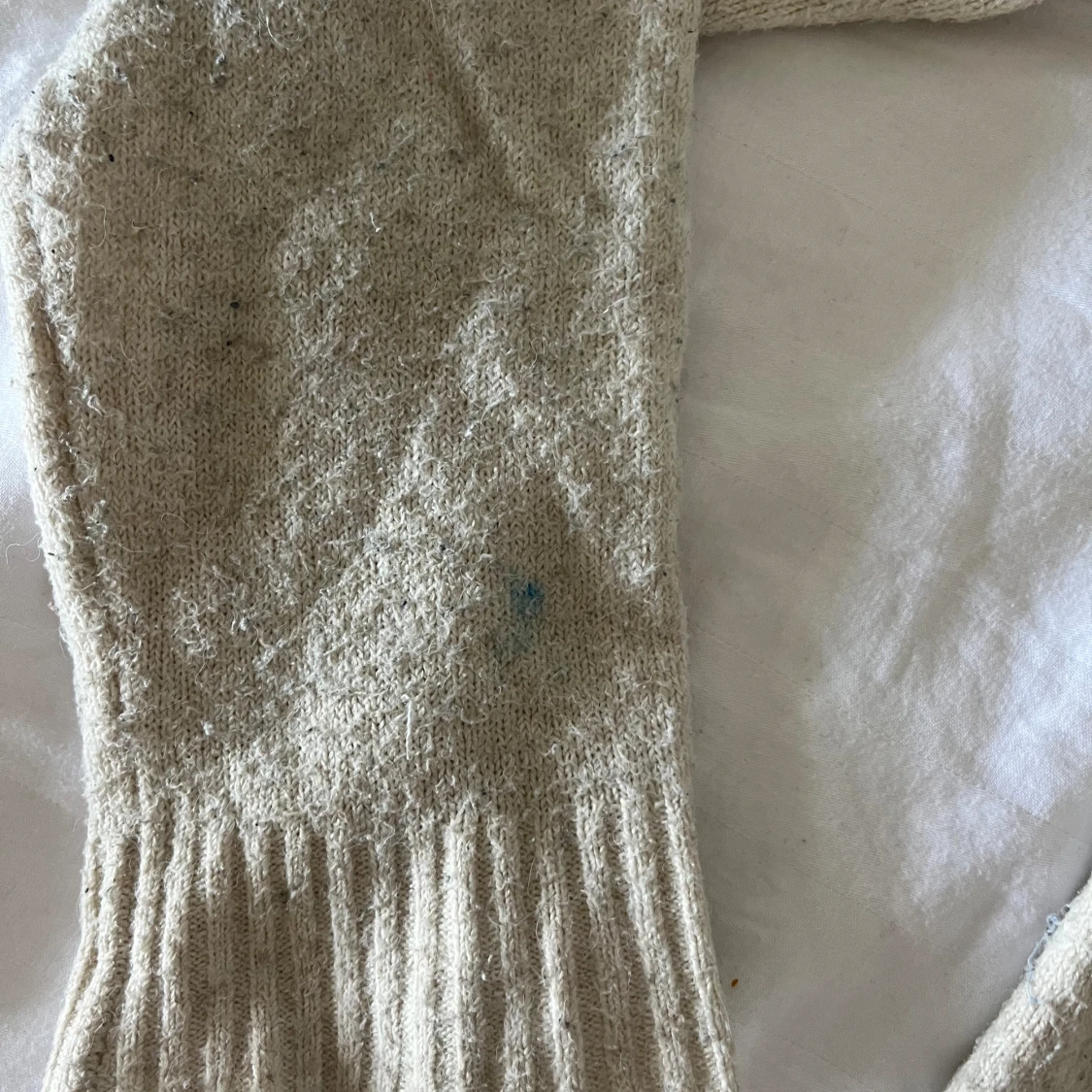 Beige stickad tröja - 90