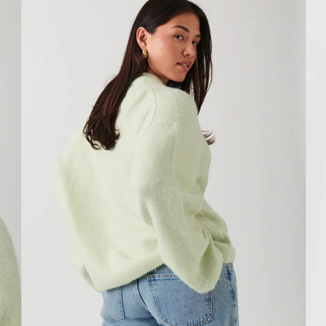 Crew neck knitted sweater - 90