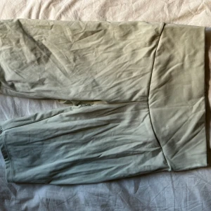 Oysho shorts - Jätteskönt material och dom är jättefina på i mintgrön färg 