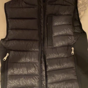 Alessandro Zavetti Väst - Str XS- S, Nytt Skick