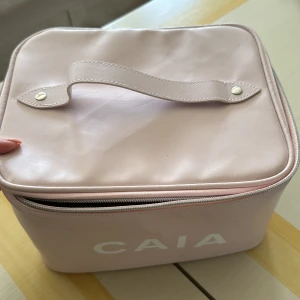 Caia necessär  - Från Julkalender 🌸