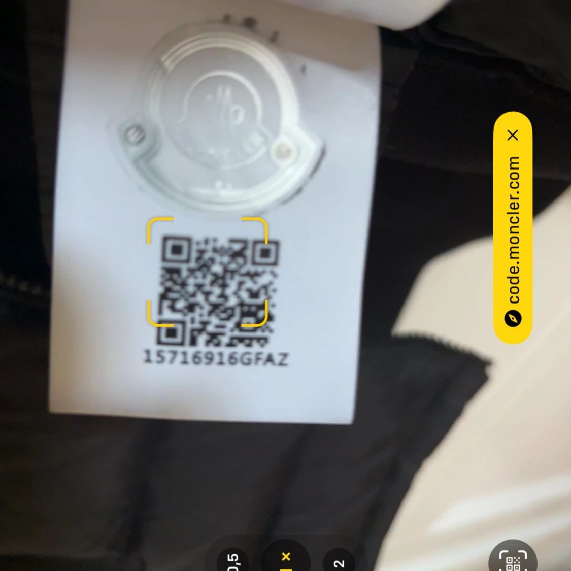 Moncler Cardigan - 92