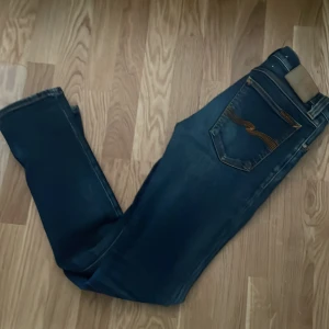 Nudie jeans - Säljer dessa skit snygga Nudie jeans för bra pris! pris kan diskuteras skick 9/10