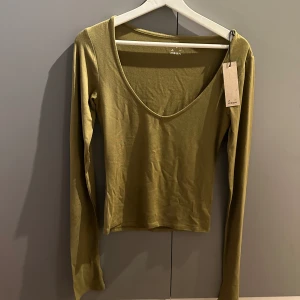 Tröja A-dsgn  - Tröja från adsgn storlek M, helt ny