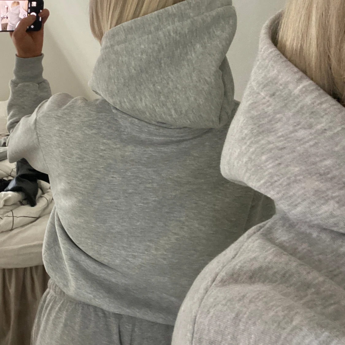 Grå hoodie - 90