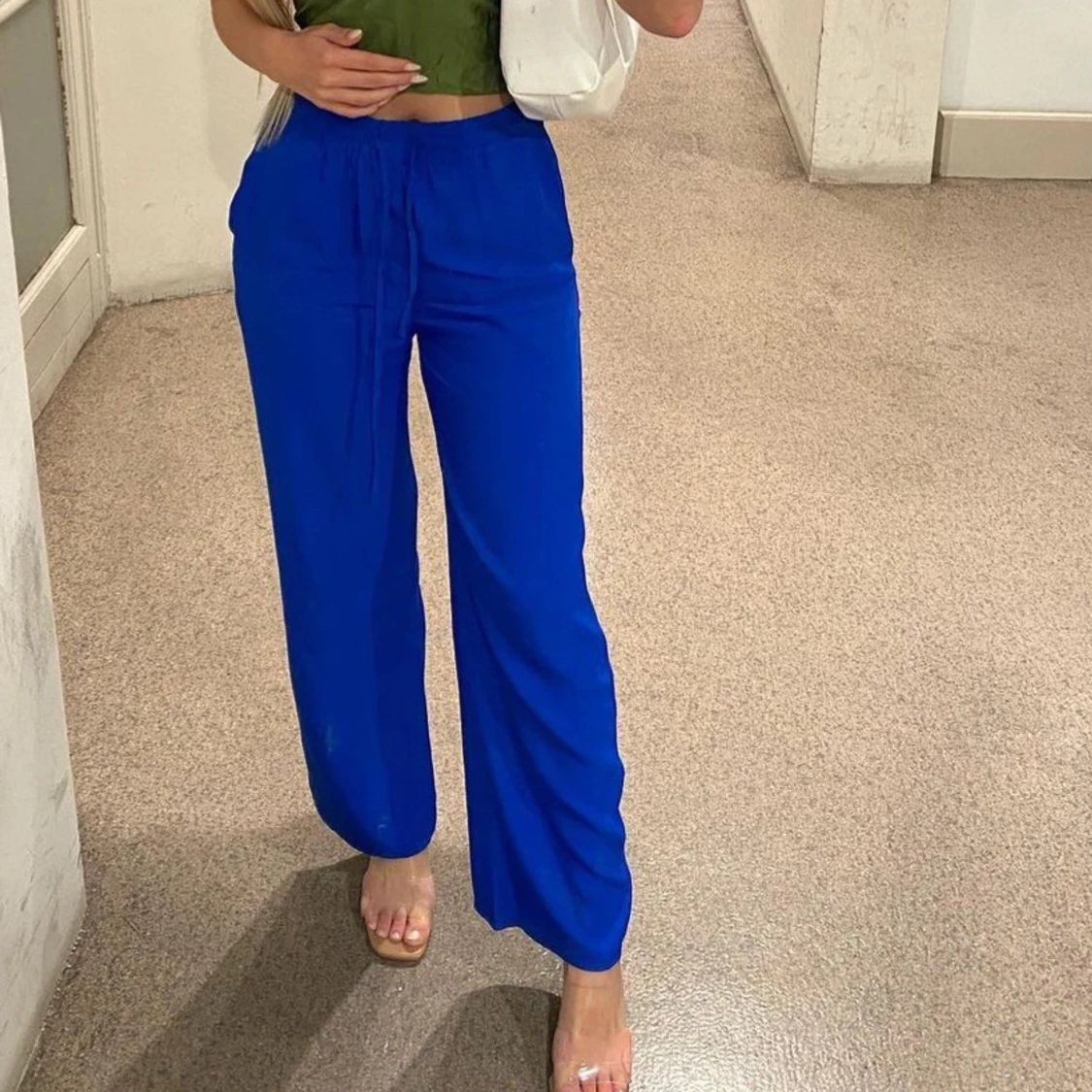 Blåa byxor från Zara