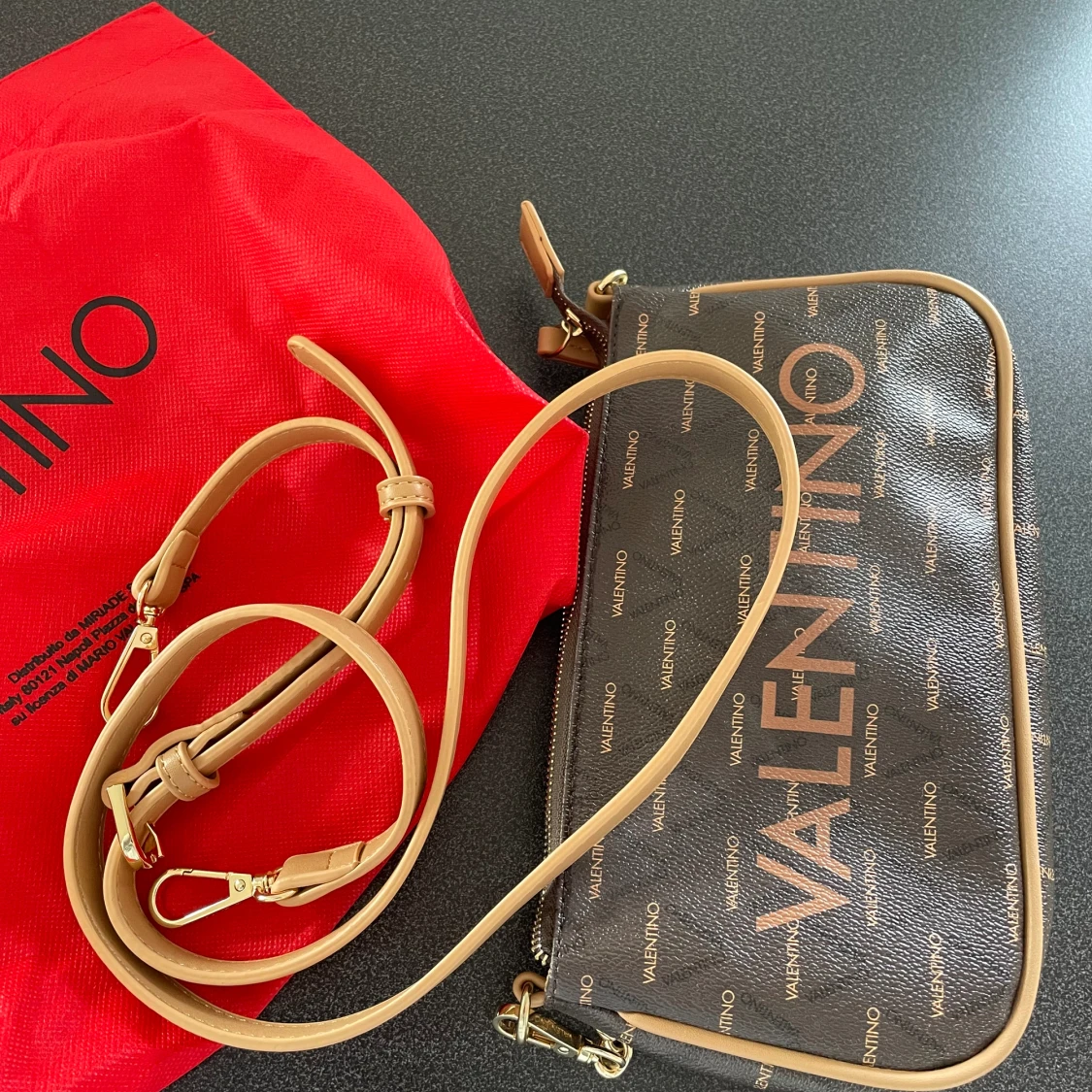 Valentino Väska - 91