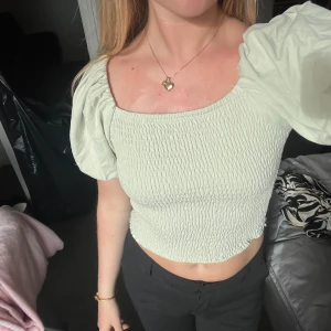 Söt topp - Jättesöt topp som inte använts mer än vid ett tillfälle