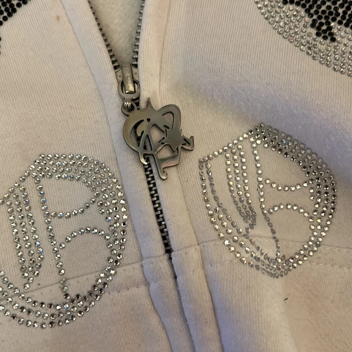 Rhinestone hoodie - 90