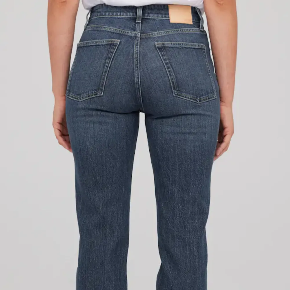 Säljer dessa jeans från Cubus! Köpta för 499 och endast använda 3 gånger. Frakten ingår inte i priset. . Jeans & Byxor.