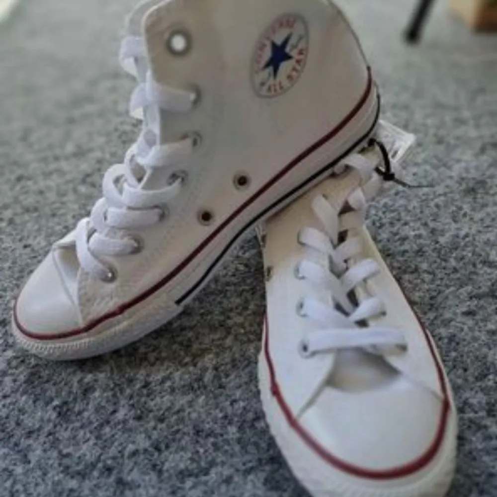 Nya Converse strlk 34