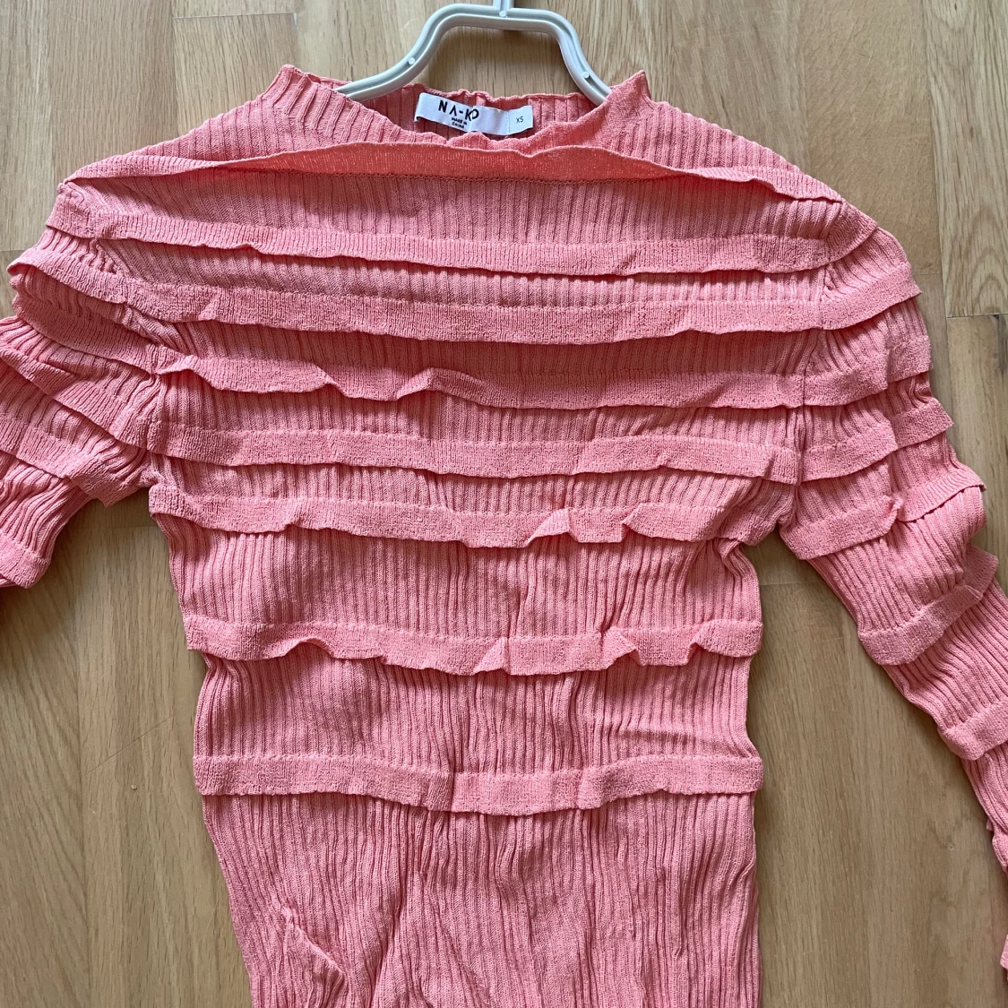 Rosa topp från NA-KD