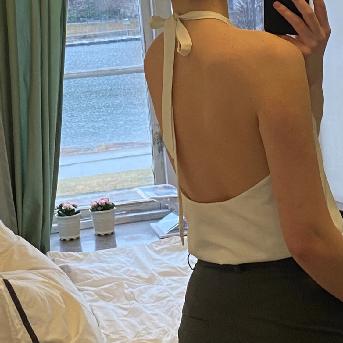 Topp med öppen rygg