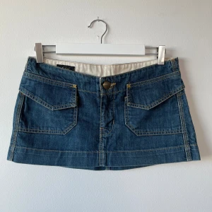 Lee minikjol - Lågmidjad minikjol från lee, midja: 40 cm, längd: 27 cm