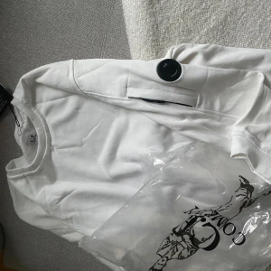 Cp company - Cp company tröja som sitter för stor i storlek  Storlek XL