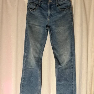 Levi’s 551 - Levis 551  Strl 14år  Skick 6/10 Skriv för mer bilder