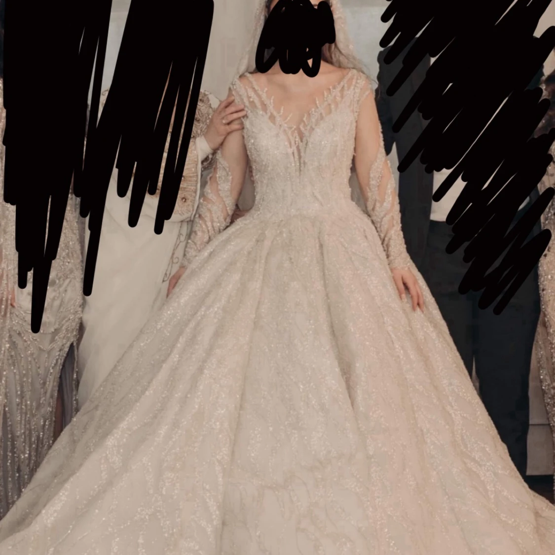 Säljer min brudklänning