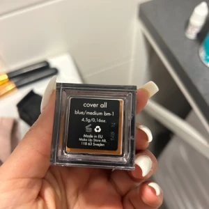 Cover all make up Store  - Endast testad, bläddra 