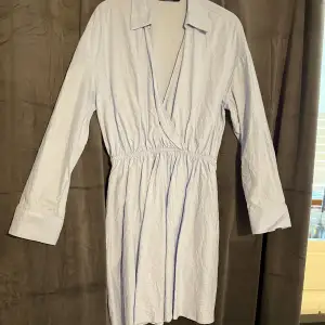 Söt Skjort klänning från zara i storlek s🩵