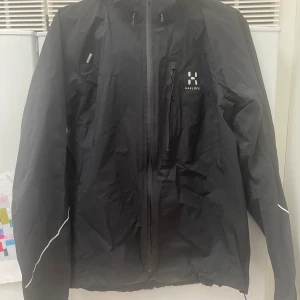 Haglöfs L I M - Stl xl men passar även till large skulle jag säga. 