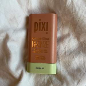Pixi ”on the glow bronze” endast testad säljer för 89kr💞
