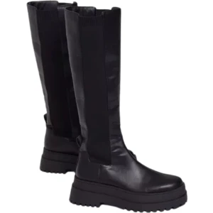 Stövlar Nelly - Storlek: 39 Använt 2 gånger.