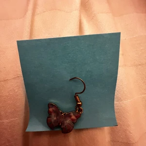 Örhänge  - Fjärils örhänge (single)