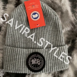 Canada goose mössa - Vid frågor Dm’a