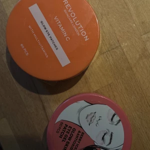 Eyepatches  - St:50kr Båda för 90kr