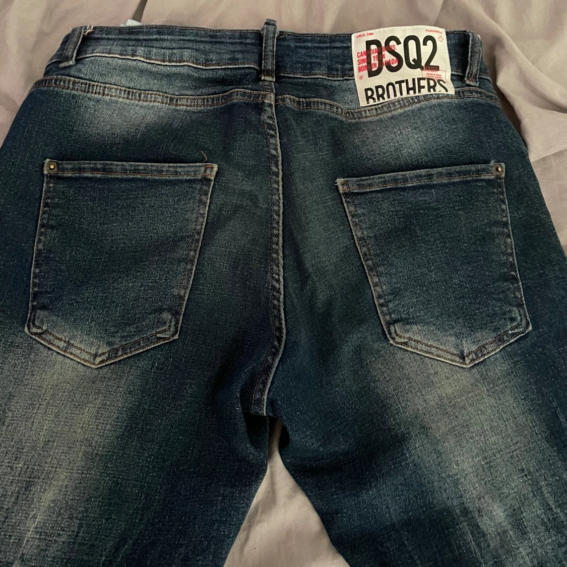 Dsquared2 jeans 500kr - 90